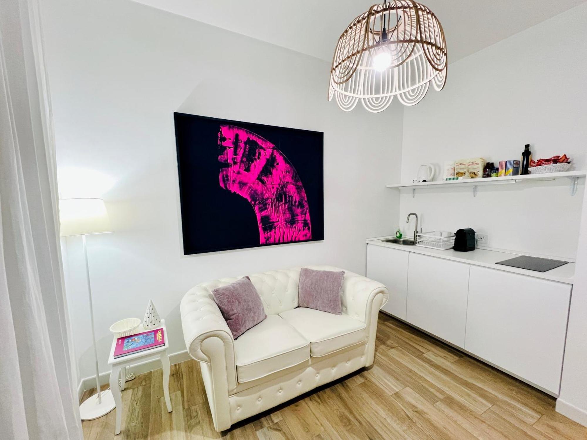 Bellhome 3 - Elegante Appartamento Nel Centro Di Bari Ngoại thất bức ảnh