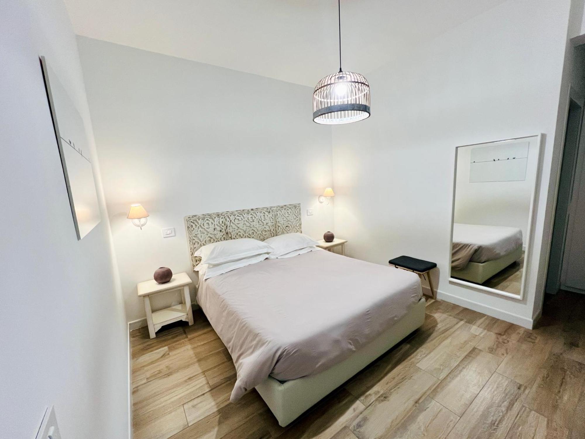 Bellhome 3 - Elegante Appartamento Nel Centro Di Bari Ngoại thất bức ảnh